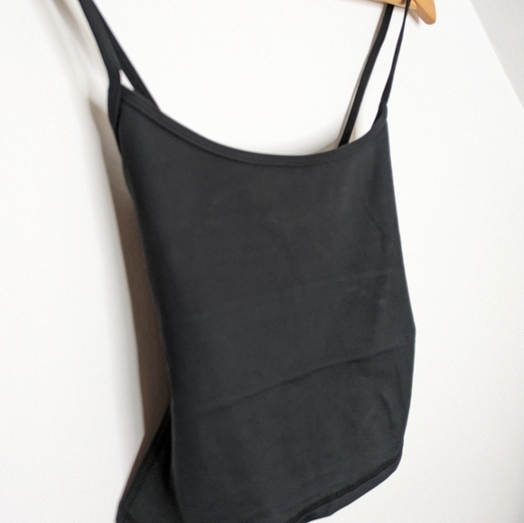 WEWOREWHAT Black Sports Cami Built in Shelf Bra NEW Size S - Picture 2 of 5